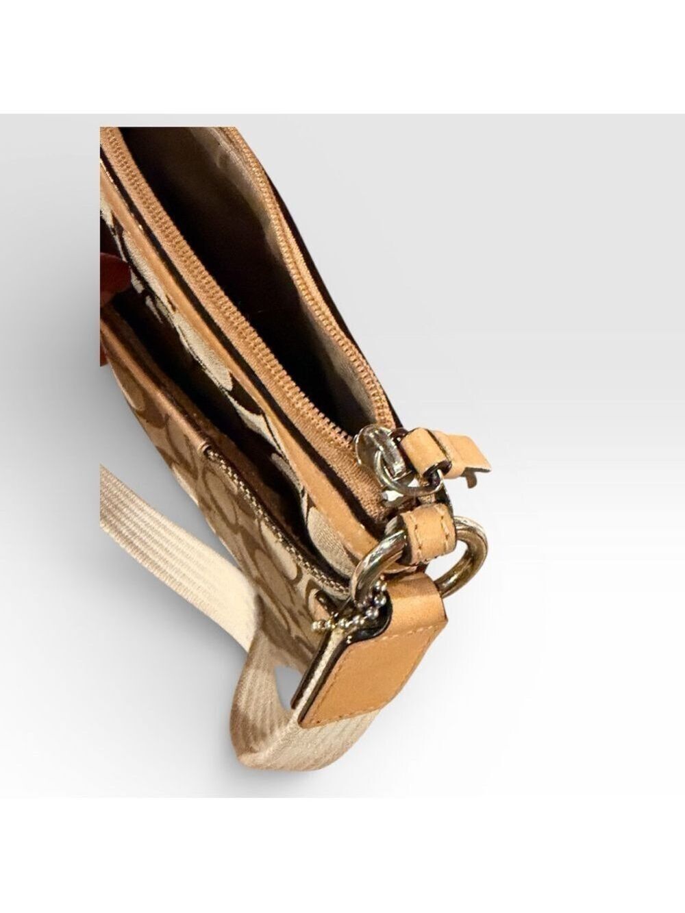 Coach Signature Crossbody Bag Beige and Brown - Picture 4 of 12
